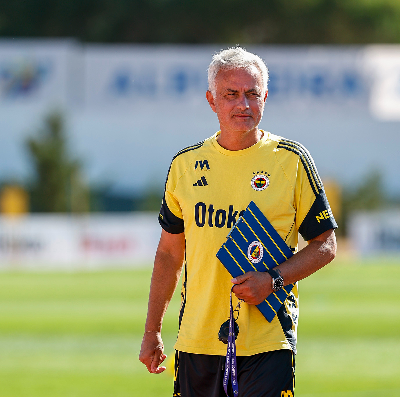 乐动体育官方网站入口-华盛顿奇才训练开放日；加时末段主帅复盘引欢呼；西甲在即；年轻球员得到机会的简单介绍